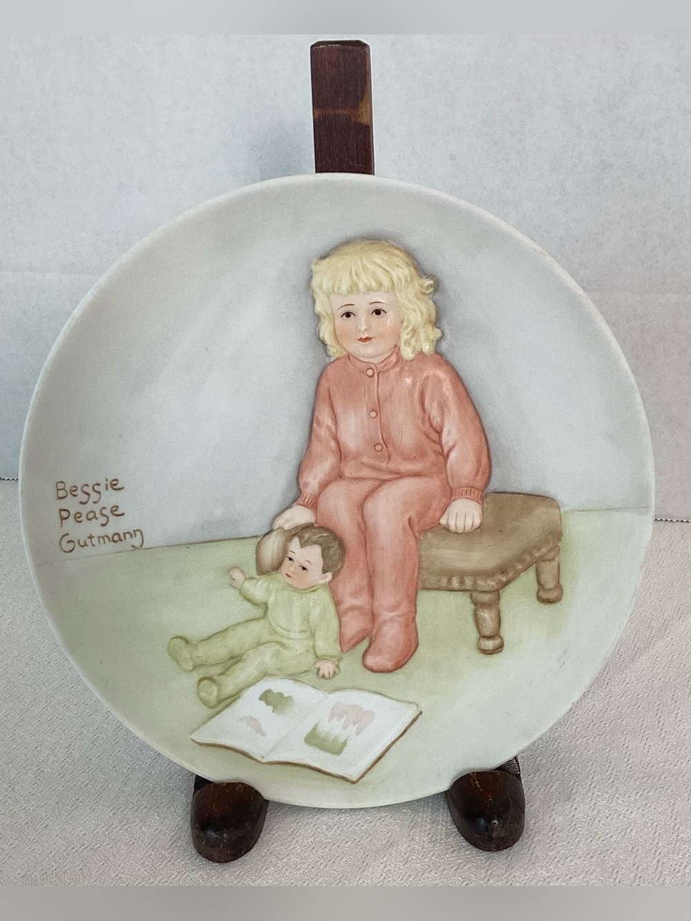 Set of Bessie Pease Gutmann Once Upon A Childhood American Heirloom Plates 1984